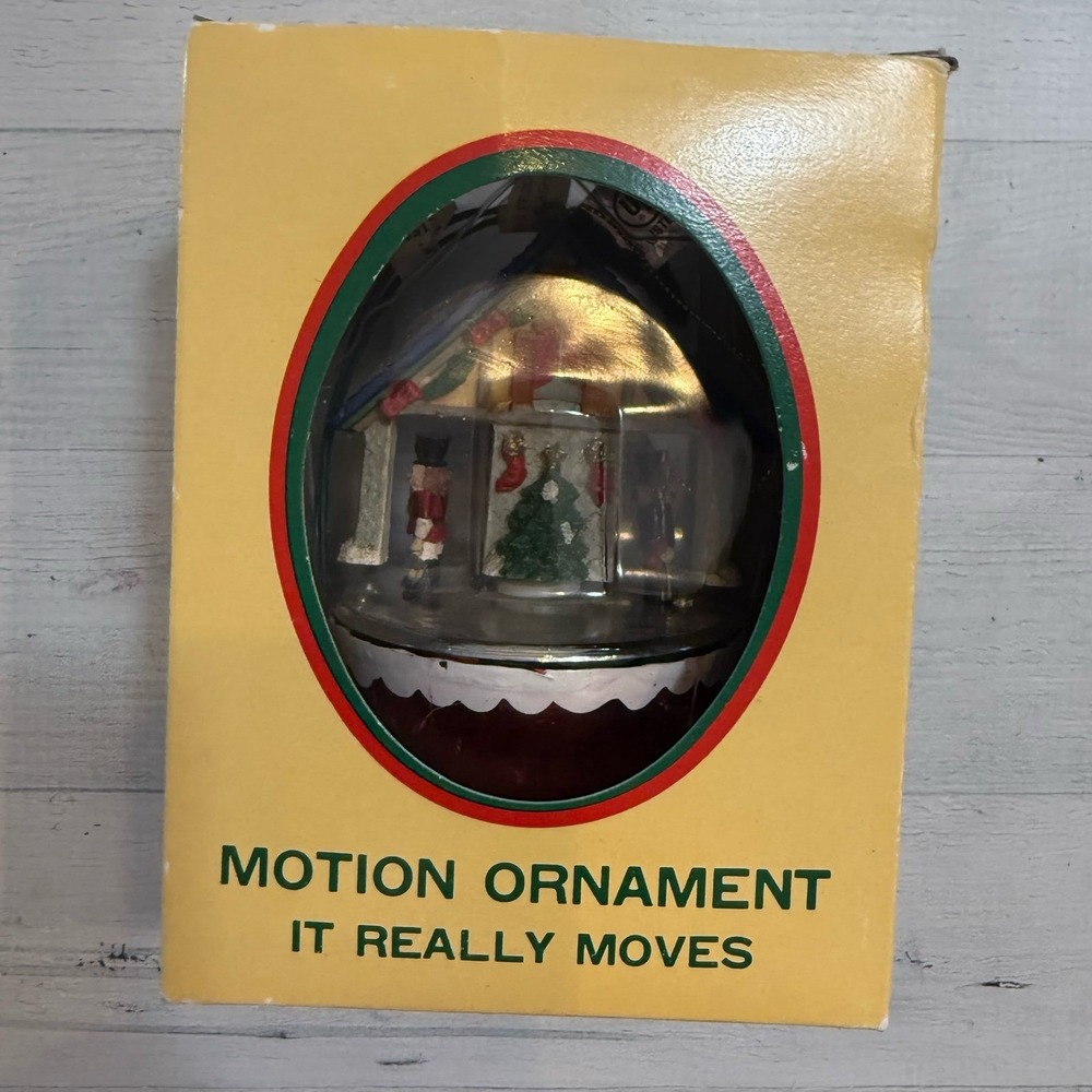 Eluceo motion ornament vintage nutcrackers NEW
